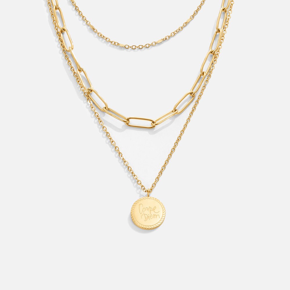 Collar de monedas Geya en capas