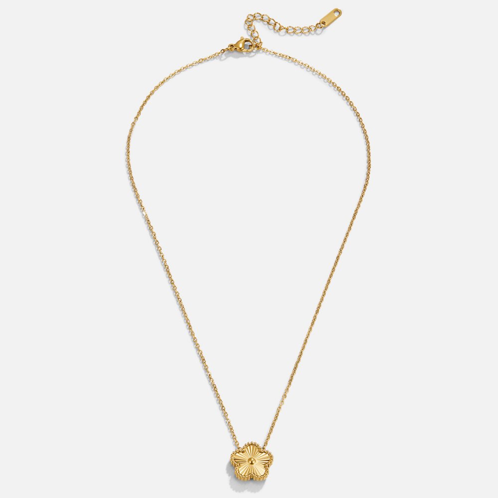 Collar de trébol dorado