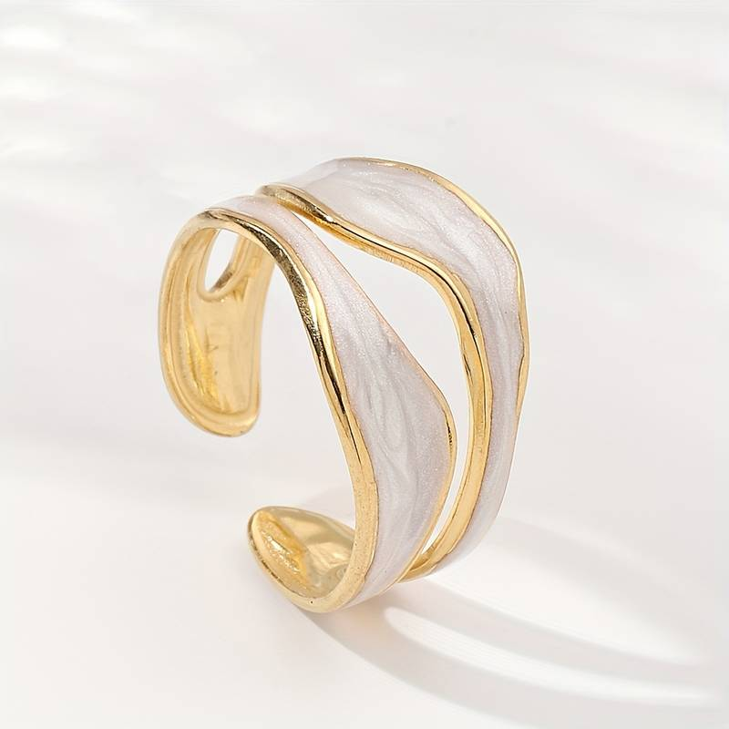 Anillo vintage de oro blanco